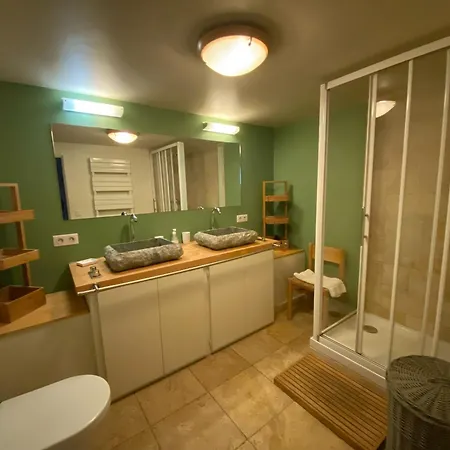 Jules Apartment *